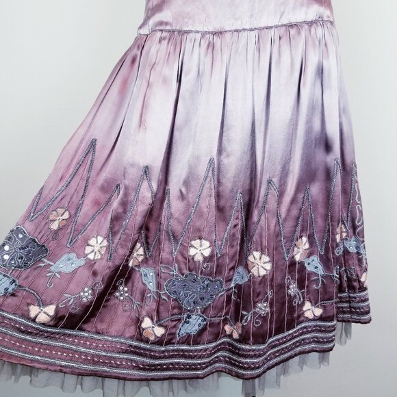Gorgeous Vents d'Ailleurs Lavender Satin Floral Embroidered Midi Skirt NEW wTags - Picture 1 of 8